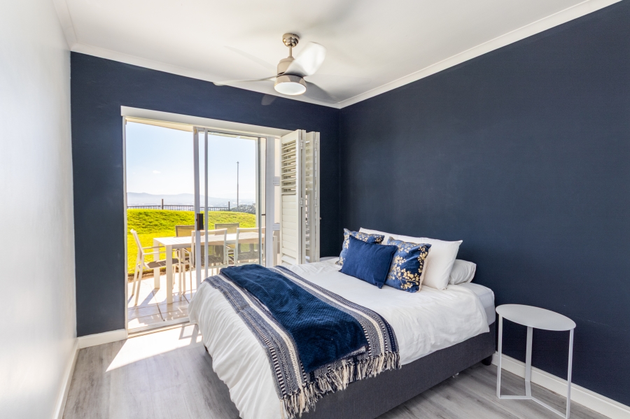 To Let 2 Bedroom Property for Rent in Vredehoek Western Cape